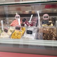 Vegan icecream at Yummy Helados in Malaga