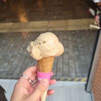 Frappacino and caramel ice cream at Yummy Helados in Malaga