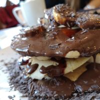 Chocolate banana pancakes at Butterflies and Hurricanes in Thessaloniki