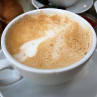 Milchkaffee mit Sojamilch  at Schwarzer Walfisch  in Heidelberg