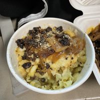 Loaded mac n cheese   at V Food Spot in London