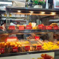 Items available at Delisnacks 德利食 - Eunos Market in East Singapore