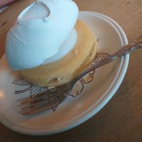 Lemon meringue empire biscuit at The Glasvegan in Glasgow