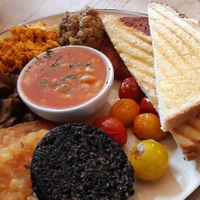 Full Scottish at The Glasvegan in Glasgow