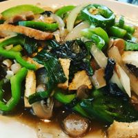 Garlic Noodles with Tofu at A Dong Restaurant II in Loma Linda