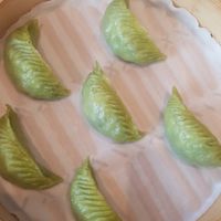 vegetarian steamed dumplings at Din Tai Fung 鼎泰豐 - Sentosa in Central Singapore