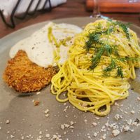 Peixe + spaghettis al limone at Piccoli Cucina in Sao Paulo