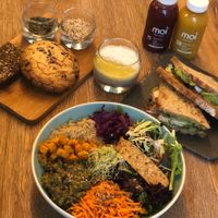 Vegan dinner at Moi in Lyon