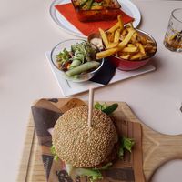 Weed burger and veggie lasagna at Galerie Cafe Leidse Lente in Leiden