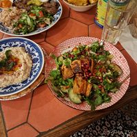 Baba ganoush, Libanese salade, friet met knoflooksaus en pittige aardappeltjes (en lamkofte) at Comptoir Libanais in Utrecht