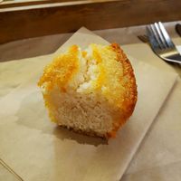 Cake at Urbana - Marechal Saldanha in Porto