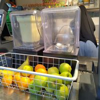 Freshly made smoothies at Zest in Ghent