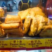 Fried items at Delisnacks 德利食 - AMK 628 Market in Northeast Singapore