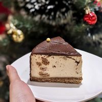 Vegan Speculoos Tinsel Cashew Cheesecake at Cedele - Wheelock Place in Central Singapore