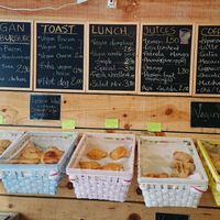 store options at Moko Veggie Cafe - Anjos in Lisbon