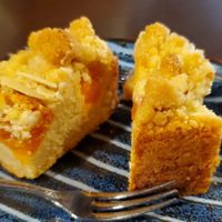 Peach cake, also vegan at Yamagoya in Uji