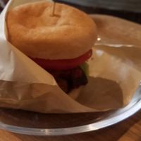 vegan burger at Brook's Green Cafe in Tokyo