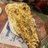 Naan con ajo  at Roopali in Hiroshima