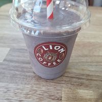 Vegan smoothie (they changed the name of the coffee shop, btw) at The International Comrades in East London