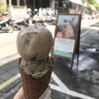 Stools outside to sit and enjoy in the shade ☺️  at Kokolato in Tegallalang