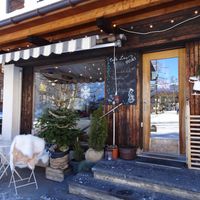 Exterior at Café LIV in Murren