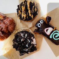 All Vegan.. Apple Fritter, Voodoo Doll, Dirt and PBD at Universal Studios - Voodoo Doughnut in Orlando