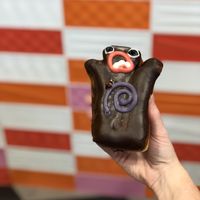 Vegan Voodoo Doll 🤘🏻 at Universal Studios - Voodoo Doughnut in Orlando