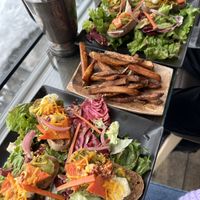 veggie toasts and side of chips  at Musu in Niseko
