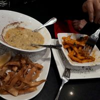 sirian tradizional fries and lentil soup at Damascus Gate in Dublin