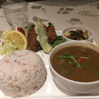 日式咖喱定食 at Aina Cafe in Osaka