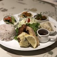 Set meal, SO SO good at Aina Cafe in Osaka