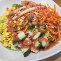 Salade vegan at Canadu in Malaga