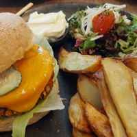 Bhalu-burger at Bhalu in Nijmegen