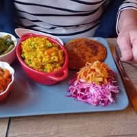 Burger gluten free 😋 at El Vegetariano de la Alcazabilla in Malaga