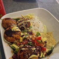 Falafel Box at Onnumara Cigköfte in Kufstein