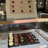 Petit bakery #Veganuary at L'Artisane Creative Bakery in Coral Gables