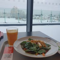 Salad "Natural" with quinoa, tofu, spinach, sweet potato, green beans, olive oil, and squeezed orange juice at Salateira - Prospekt Pobediteley in Minsk