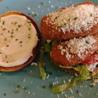 Tender burger at La Voladora in Alicante