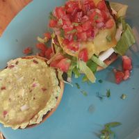 Hamburguesa mexicana at La Voladora in Alicante