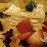 milhojas at La Voladora in Alicante