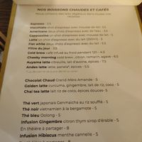 Hot drinks at Les Bols d'Antoine in Paris