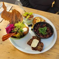  at Les Bols d'Antoine in Paris