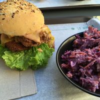 "Chicken" burger and coleslaw at The Wild Note in Bordeaux