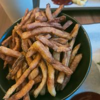 Big Pommes! at The Wild Note in Bordeaux
