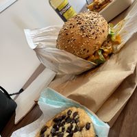 Wild Burger, Child, Cookie and Lemonade  at The Wild Note in Bordeaux
