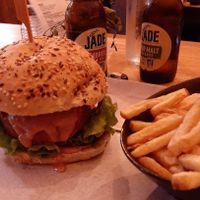 Wild burger! at The Wild Note in Bordeaux