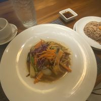 Watch out for the chili sauce; just a dab had my mouth & lips on 🔥  at Blue Orchid in Jacksonville