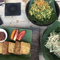 Tempe&Tahu Bacem, Lawar vegetarian, Karedok at Batan Waru in Gianyar
