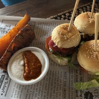 Sliders with sweet potato wedges  at Zest Ubud in Ubud