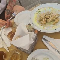 Fried artichokes with bread at Gam-Gam in Venice